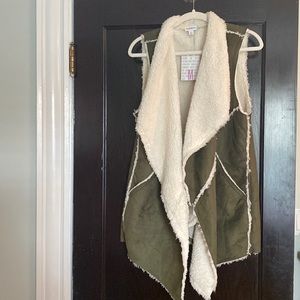 Lularoe Marlow faux shearling vest